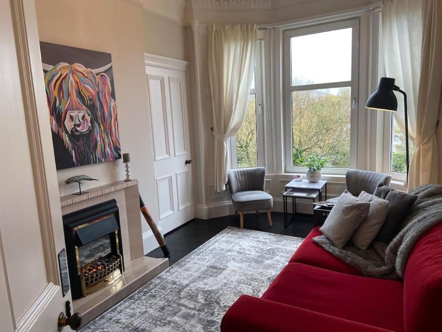 Beautiful Traditional Flat In The Center Of Largs. Exteriér fotografie